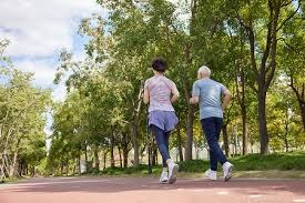 詹姆斯透露自己与科比乔丹的关系，在退役前不想和他说话