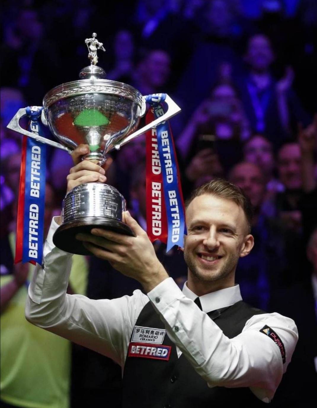 了许多球迷 了许多球迷