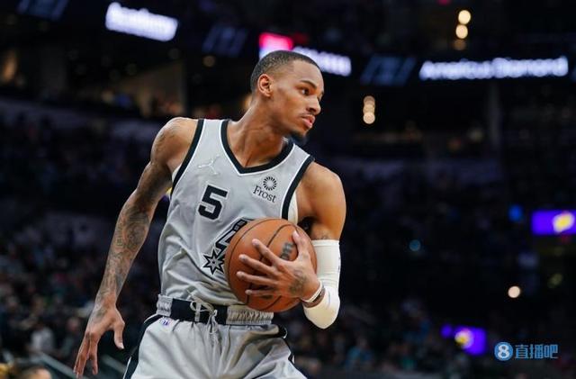 迷看到了她 迷看到了她