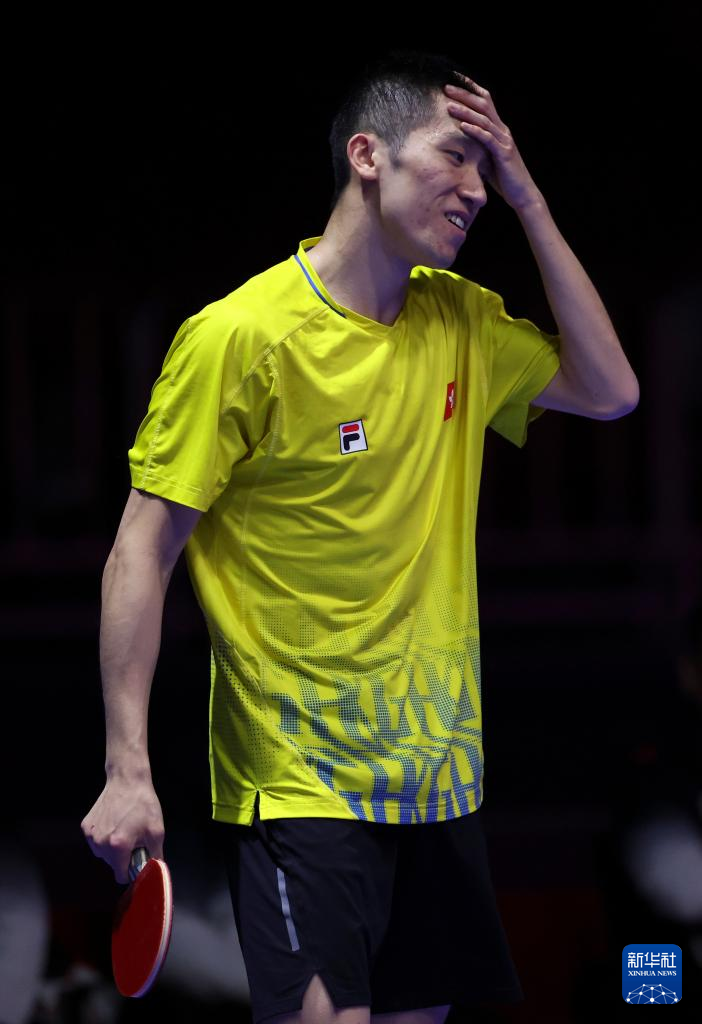 也始终保持 也始终保持