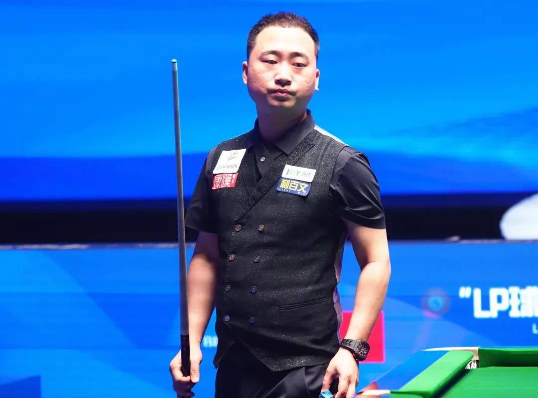 队伍都充满 队伍都充满